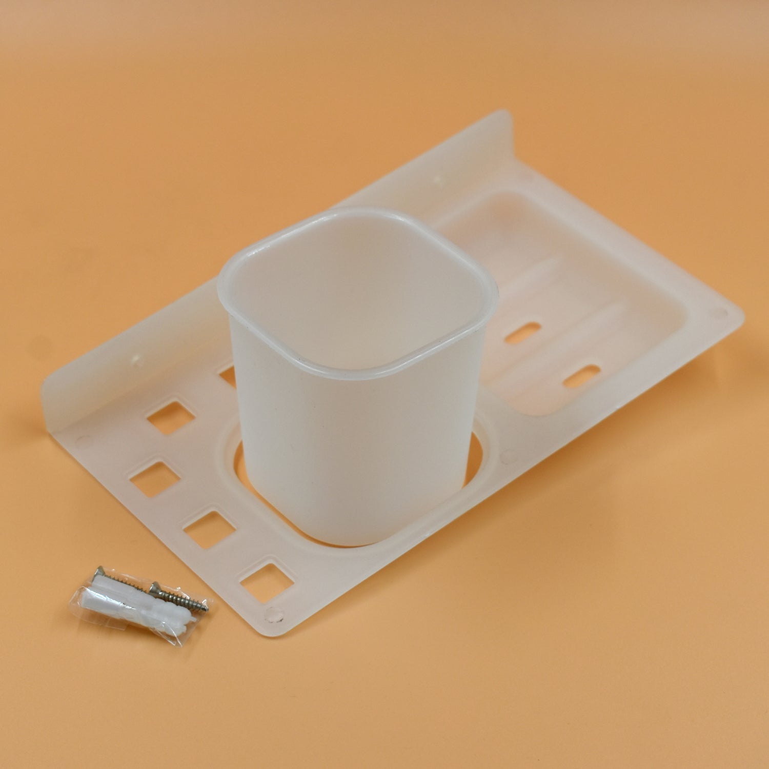 4776 3 in 1 Plastic Soap Dish and plastic soap dish tray used in bathroom and kitchen purposes. 4776 3 in 1 Plastic Soap Dish and plastic soap dish tray used in bathroom and kitchen purposes.
